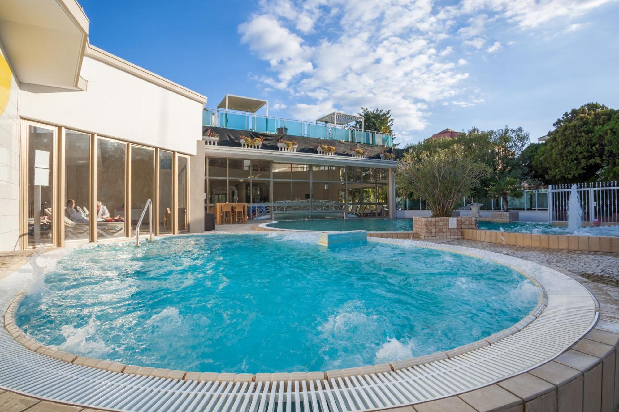 Hotel Terme Patria Абано Терме Екстериор снимка