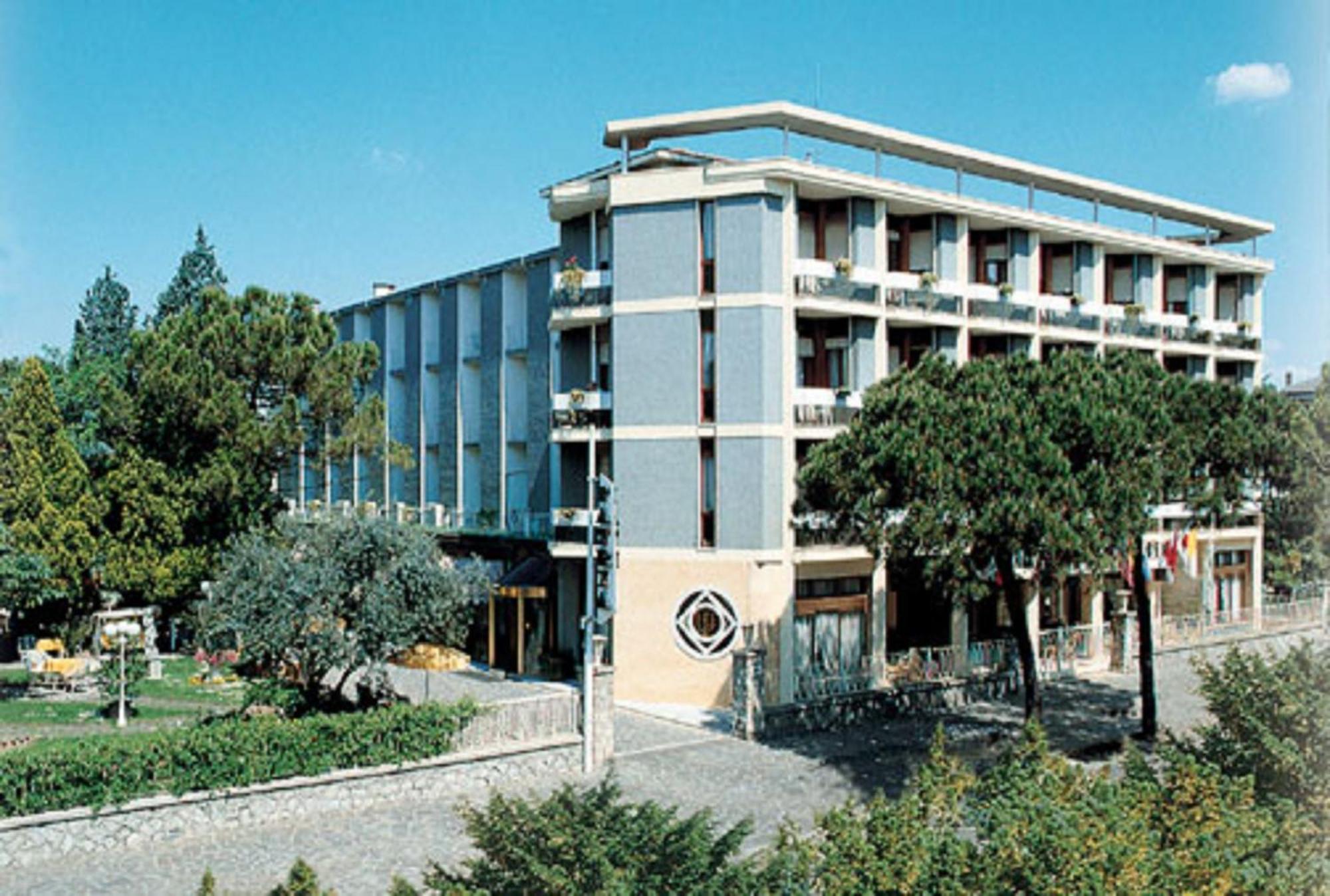 Hotel Terme Patria Абано Терме Екстериор снимка