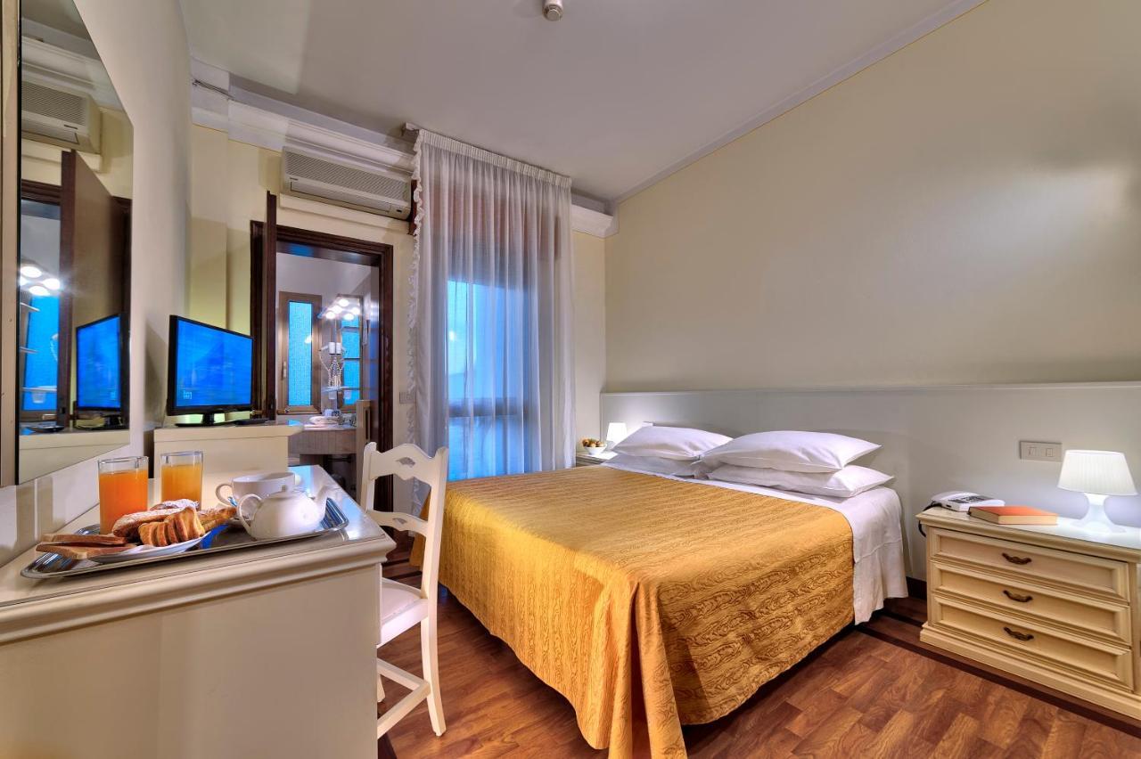 Hotel Terme Patria Абано Терме Екстериор снимка